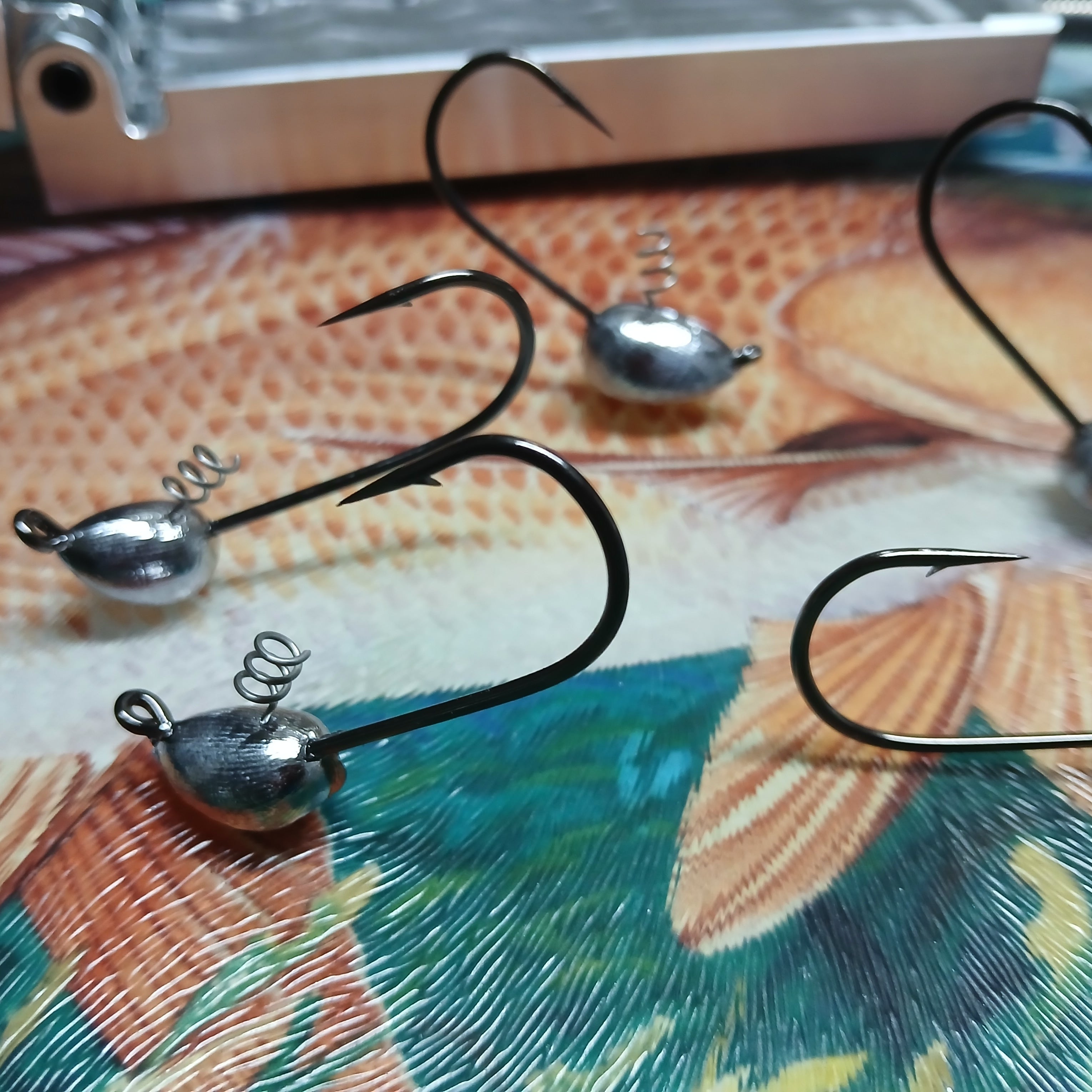 Weedless stand-up jig 5 pack