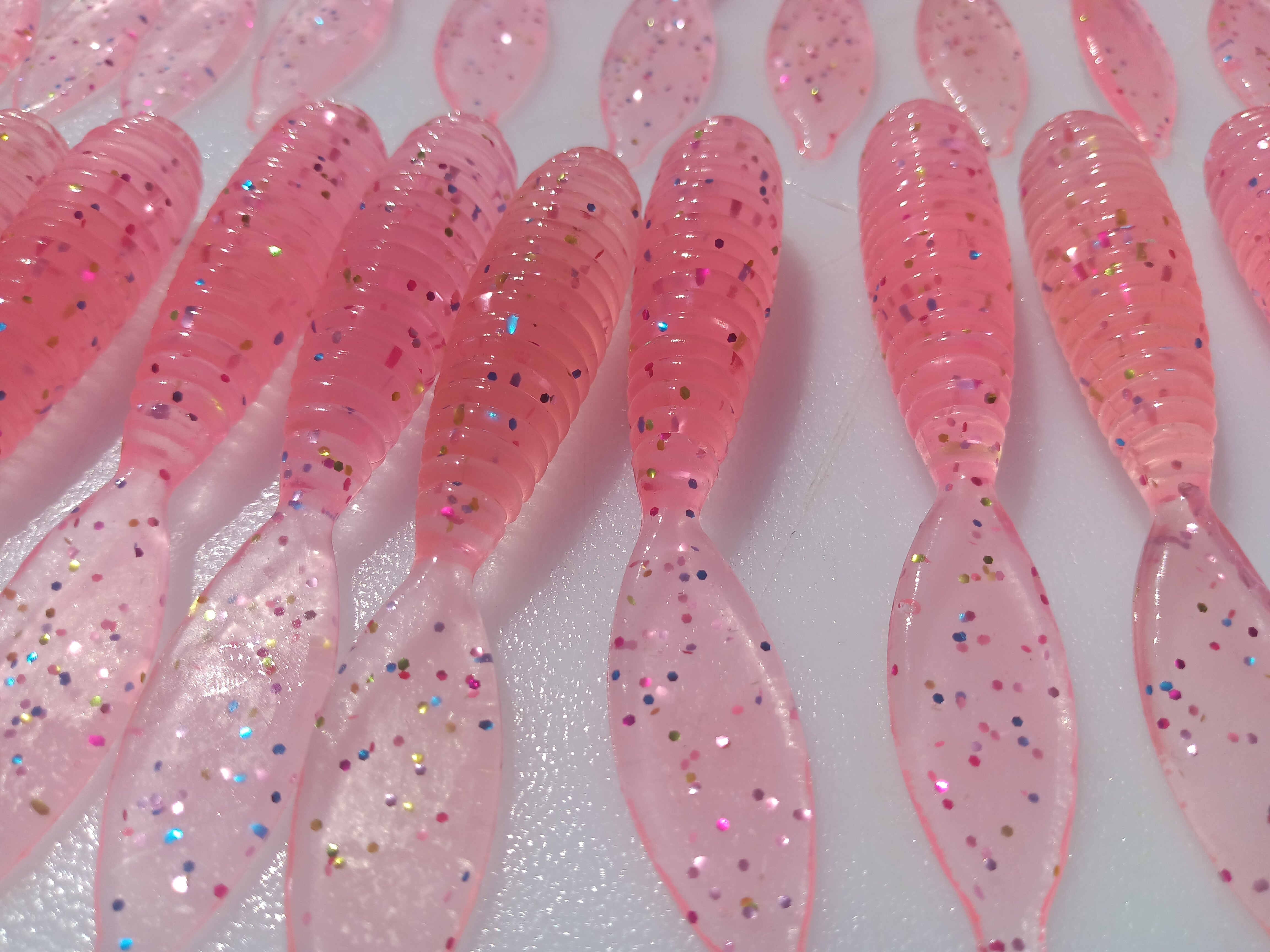 Cotton candy 4" stingray grub