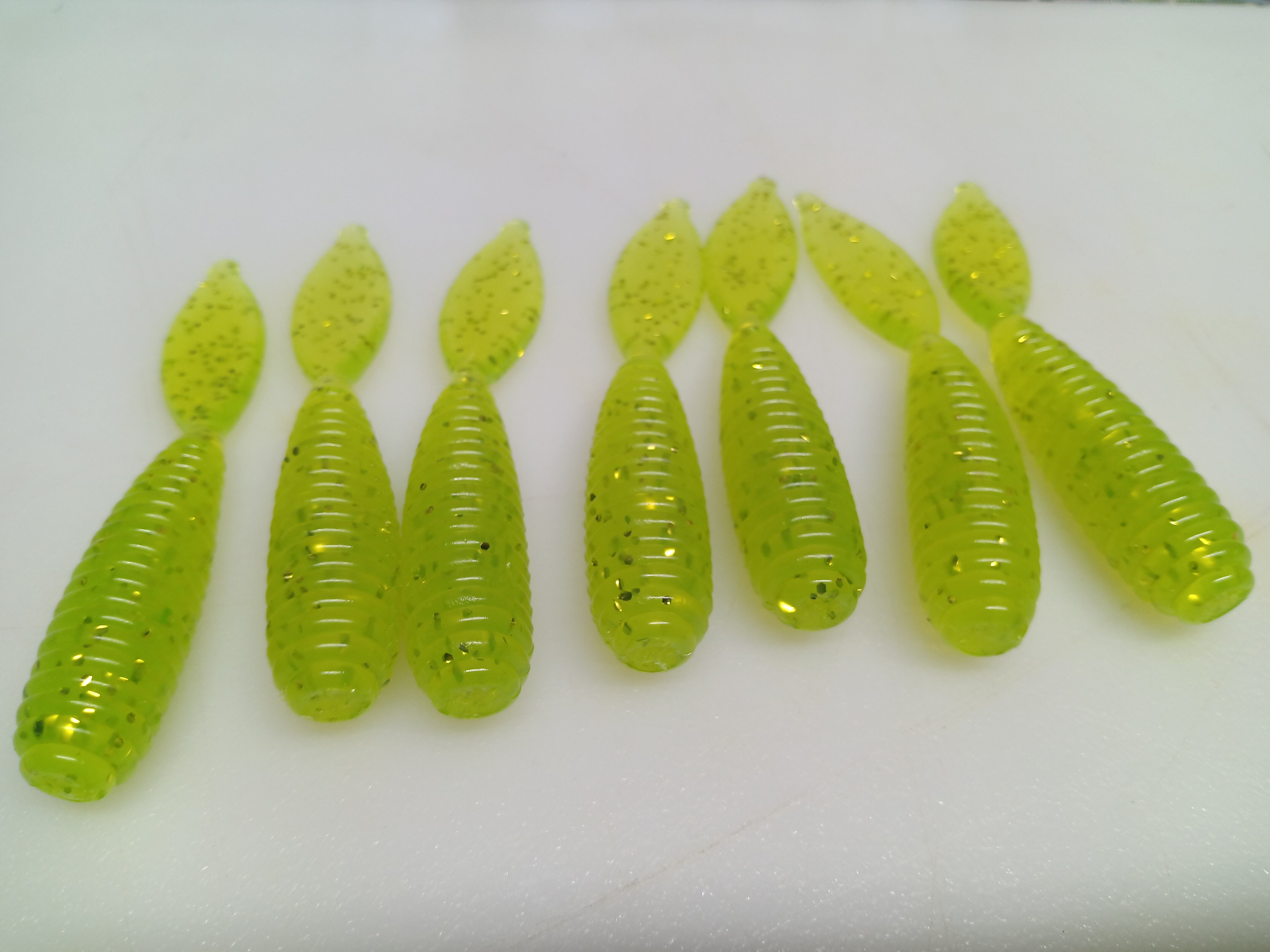 SLOT LIFE Chartreuse Grub 50 count